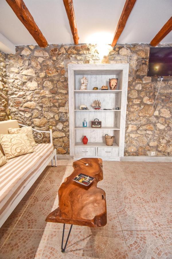 The Stone Suite Moraḯtika Exteriér fotografie